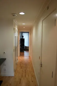 Canary Wharf Waterfront Apartments London